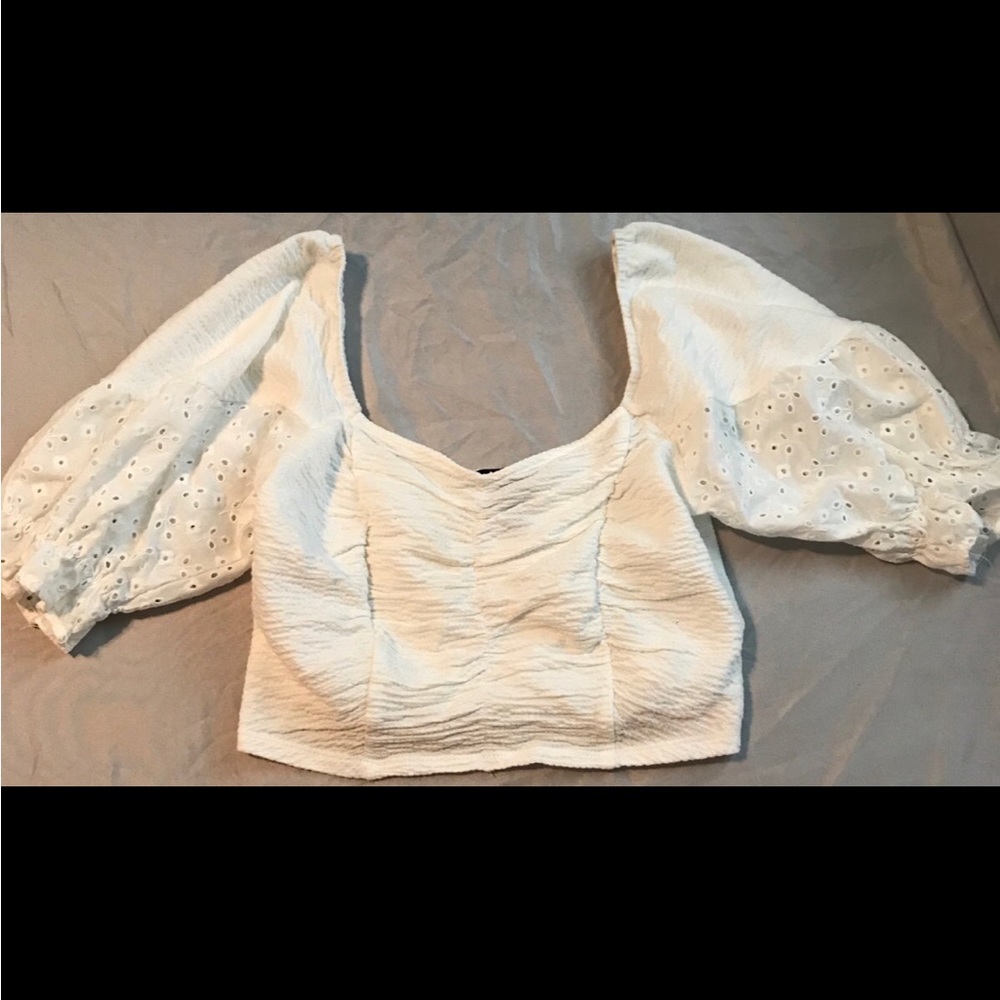 Crop top